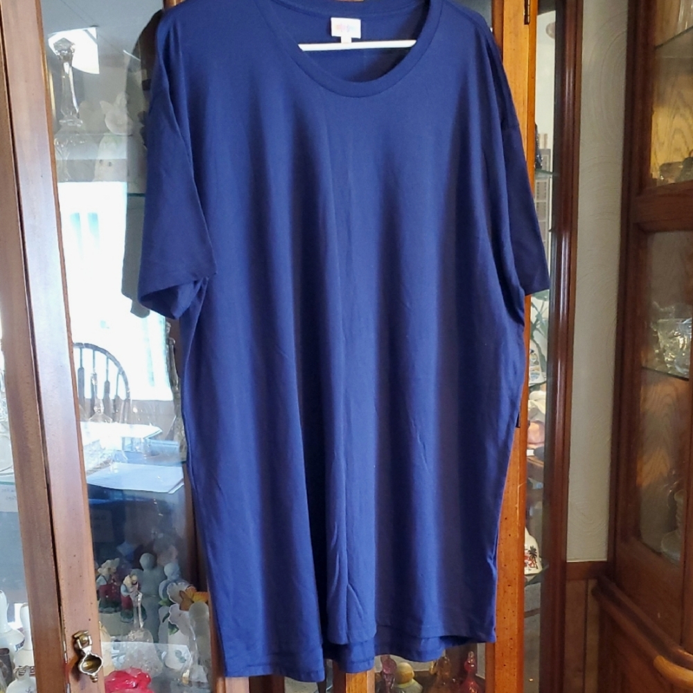 (CH) NWOT LuLaRoe Patrick Men's Navy Short Sleeve Tee